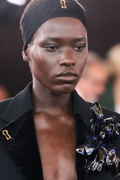 Look 36
